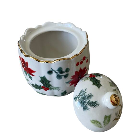 Grace Teaware Christmas Holly Poinsettia Porcelain Sugar & Creamer Set New - Picture 6 of 16